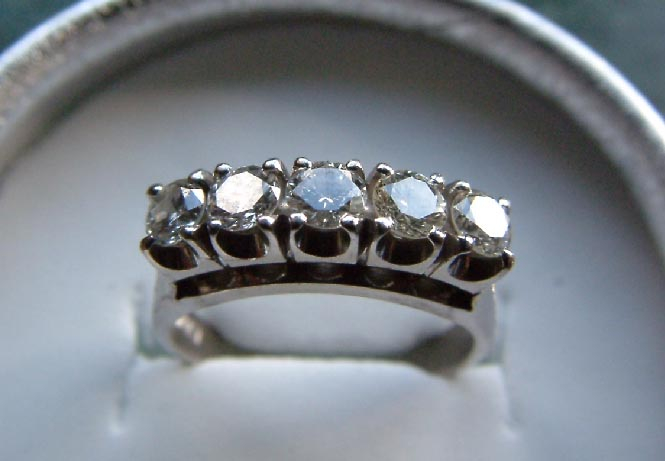 18ct White Gold and Diamond ring valued $4385